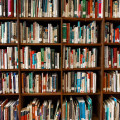 Wat is het verschil tussen een encyclopedie en Wikipedia?
