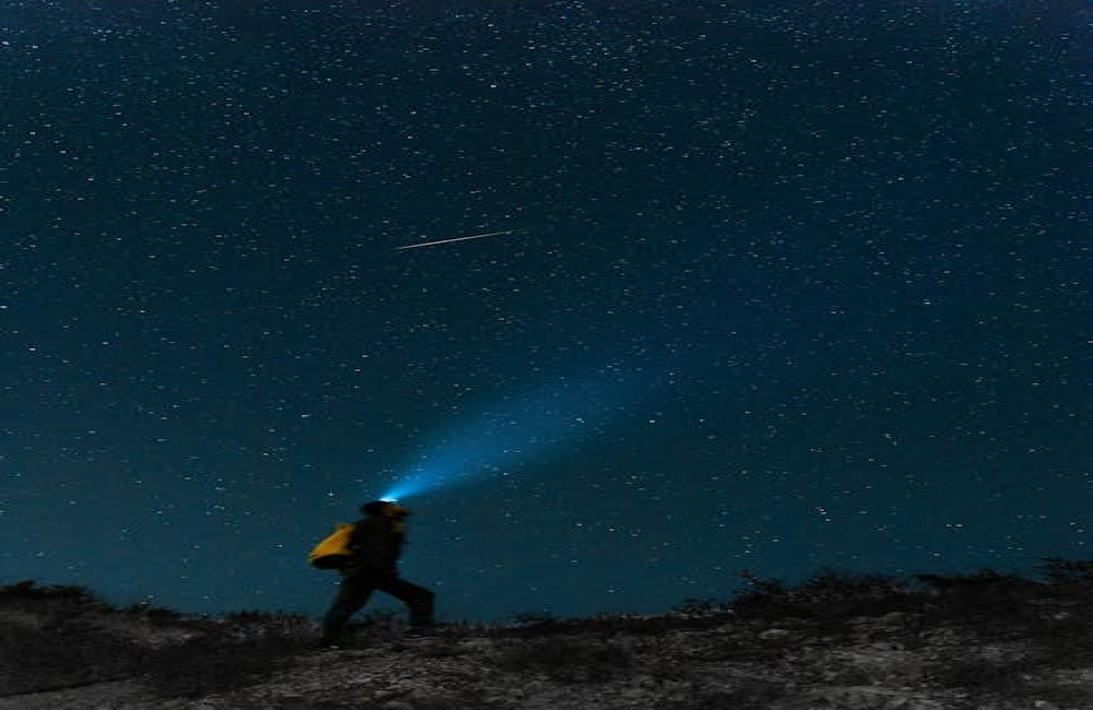 Wat is het verschil tussen een meteoriet, meteoor en meteoroïde?