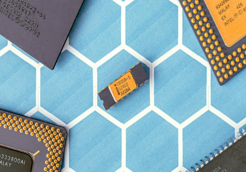 Wat is het verschil tussen een microcontroller en een microprocessor?