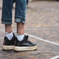 Minimalistische sneakers zijn de nieuwe mode
